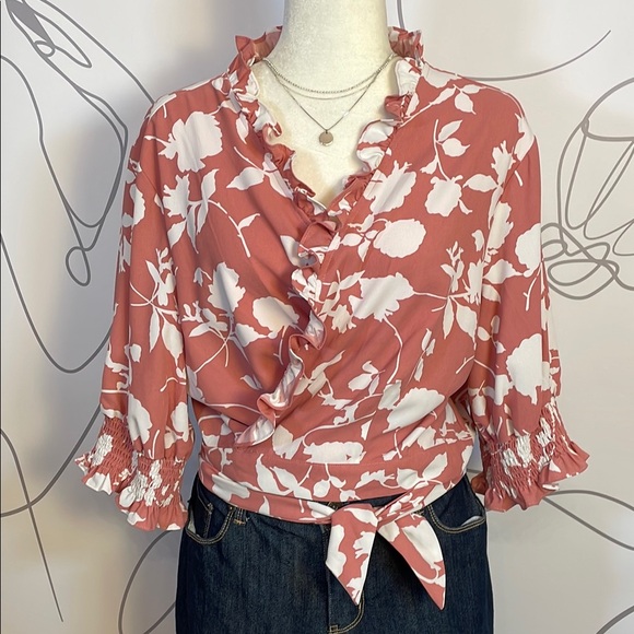 Floral Ruffle Blouse - Pink and White - Picture 3 of 9